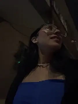 Snapshot of Violeet-Smith chatting on November 28, 3:09 am Violeet-Smith online show from November 28, 3:09 am