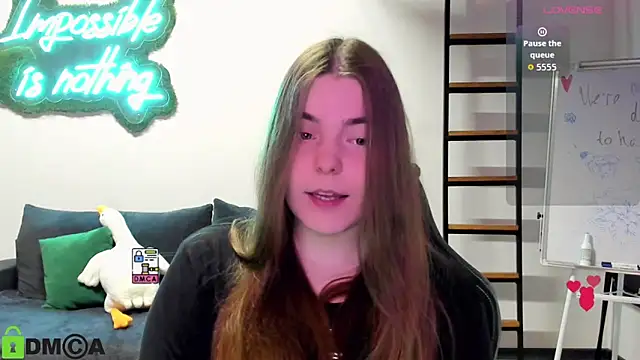 Snapshot of MiraaBloom chatting on December 2, 2:12 pm MiraaBloom online show from December 2, 2:12 pm