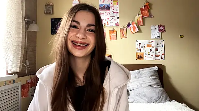 Snapshot of TheRealAnna chatting on October 29, 8:38 am TheRealAnna online show from October 29, 8:38 am