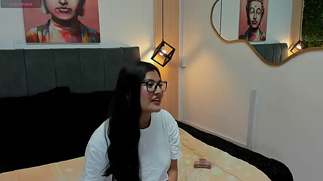 Snapshot of Teffa_bloom chatting on October 28, 2:09 pm Teffa bloom online show from October 28, 2:09 pm