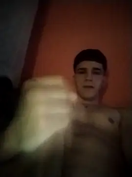 Snapshot of Danii2005 chatting on November 10, 5:23 pm Danii2005 online show from November 10, 5:23 pm