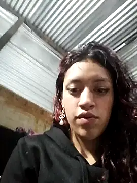 Snapshot of mia_scarlett7 chatting on December 3, 1:13 am mia scarlett7 online show from December 3, 1:13 am