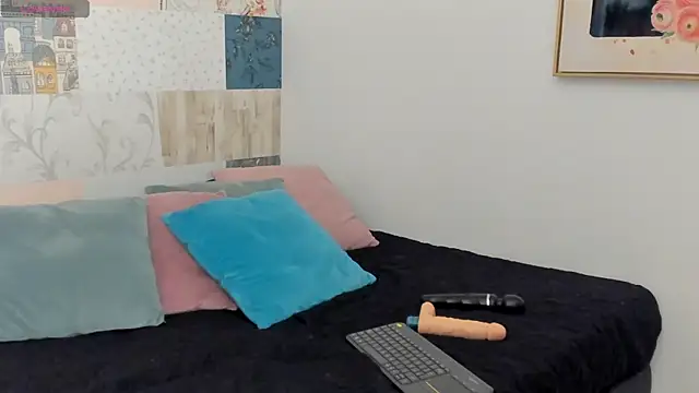 Snapshot of Anna_Tood chatting on November 11, 11:21 am Anna Tood online show from November 11, 11:21 am