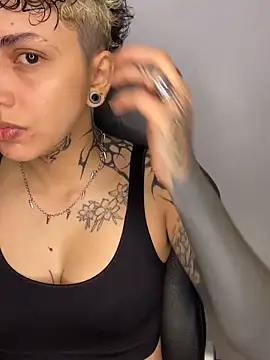 Abby Evanns1 online show from November 6, 3:07 am