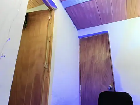 Snapshot of caiiobahia chatting on November 4, 3:38 am caiiobahia online show from November 4, 3:38 am