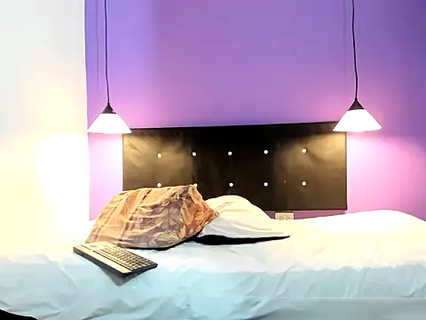 Snapshot of caiiobahia chatting on November 14, 3:22 pm caiiobahia online show from November 14, 3:22 pm