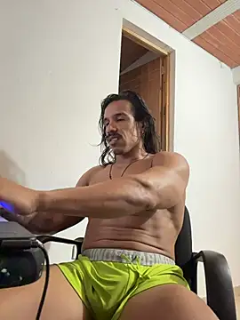 Snapshot of caiiobahia chatting on December 15, 12:09 pm caiiobahia online show from December 15, 12:09 pm