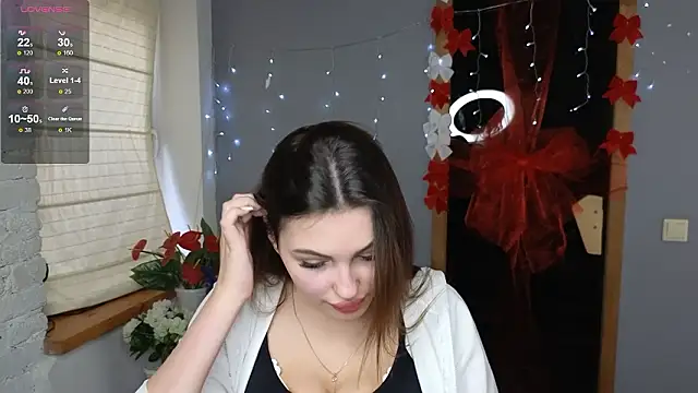 Snapshot of KittyShenson chatting on February 5, 12:21 pm KittyShenson online show from February 5, 12:21 pm