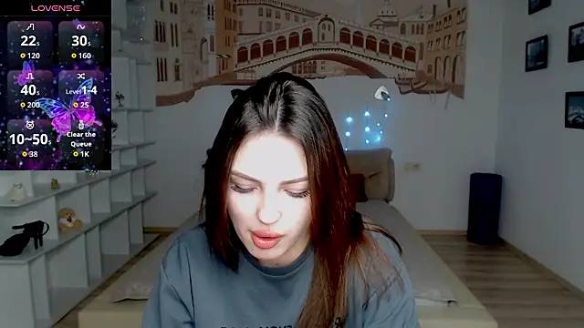 Snapshot of KittyShenson chatting on February 7, 6:39 am KittyShenson online show from February 7, 6:39 am