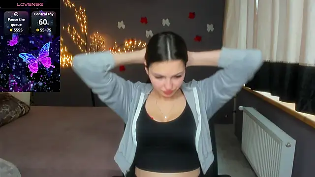 Snapshot of KittyShenson chatting on February 13, 12:34 pm KittyShenson online show from February 13, 12:34 pm