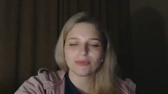 ElisSky301 online show from February 6, 9:51 pm