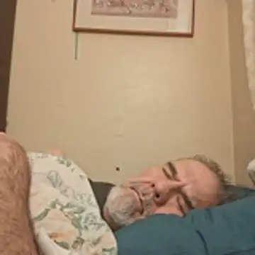 Snapshot of pena633 chatting on November 13, 3:27 am pena633 online show from November 13, 3:27 am