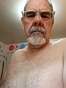 Snapshot of pena633 chatting on December 21, 2:51 am pena633 online show from December 21, 2:51 am