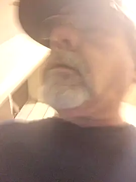 Snapshot of pena633 chatting on February 6, 12:48 am pena633 online show from February 6, 12:48 am