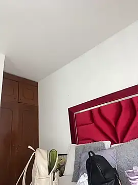 Snapshot of NataliaaMiller_ chatting on November 16, 11:16 am NataliaaMiller online show from November 16, 11:16 am