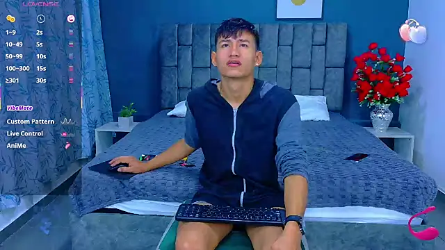 Nicolas Torres  online show from October 22, 6:57 am