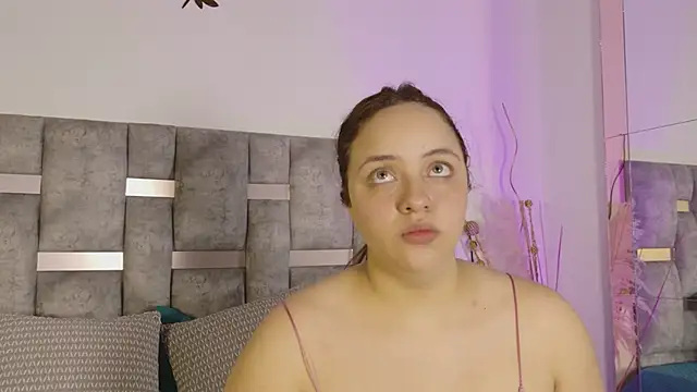 Snapshot of Karina_Wong chatting on November 7, 7:58 pm Karina Wong online show from November 7, 7:58 pm