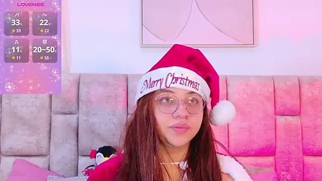 Snapshot of Karina_Wong chatting on December 4, 7:55 pm Karina Wong online show from December 4, 7:55 pm