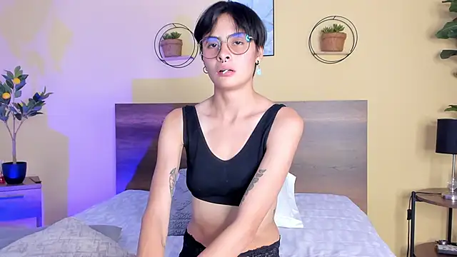 MartinnaGrecco online show from November 23, 9:25 pm