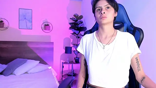 MartinnaGrecco online show from November 29, 8:34 pm