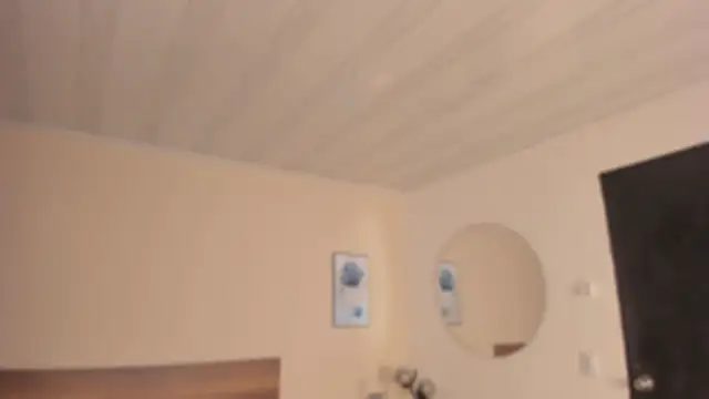 Snapshot of YariRose chatting on January 5, 5:27 pm YariRose online show from January 5, 5:27 pm