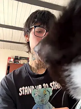 Snapshot of sflps chatting on February 9, 6:56 pm sflps online show from February 9, 6:56 pm