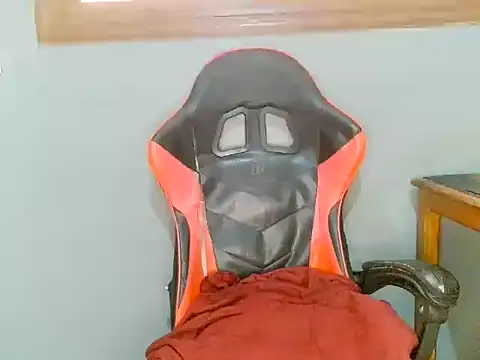 Snapshot of DevilDgrim chatting on June 3, 12:30 pm DevilDgrim online show from June 3, 12:30 pm