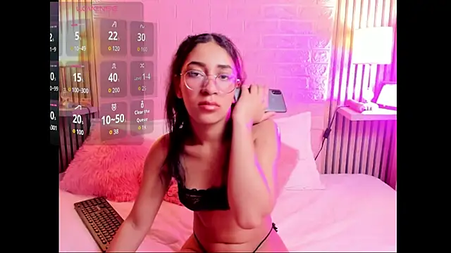 Snapshot of medussa_sexi chatting on November 10, 3:27 am medussa sexi online show from November 10, 3:27 am