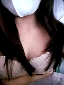 Snapshot of Meo_25 chatting on November 8, 5:01 pm Meo 25 online show from November 8, 5:01 pm