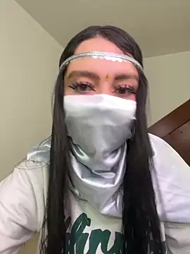 Snapshot of Selena_Roa chatting on December 2, 2:45 pm Selena Roa online show from December 2, 2:45 pm