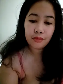 Snapshot of Creamy_Pussycat28 chatting on November 1, 9:17 pm Creamy Pussycat28 online show from November 1, 9:17 pm