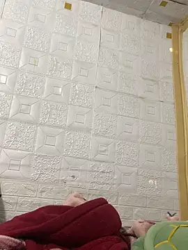 2k7-sex online show from April 3, 9:07 am