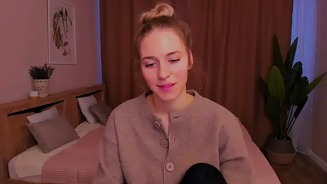 sassy cutie online show from February 11, 1:27 pm