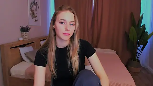 sassy cutie online show from February 21, 9:10 am