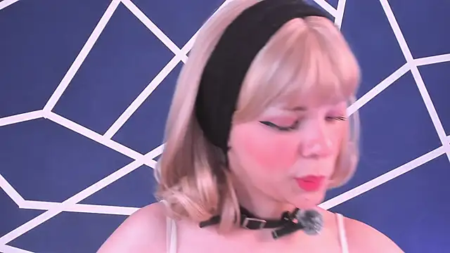 Snapshot of soni_ponwoo chatting on July 11, 9:23 am soni ponwoo online show from July 11, 9:23 am