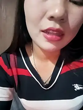 Snapshot of -Lanaa- chatting on November 22, 5:39 am -Lanaa- online show from November 22, 5:39 am