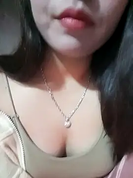 Snapshot of -Lanaa- chatting on December 1, 7:52 pm -Lanaa- online show from December 1, 7:52 pm