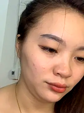 Snapshot of helo-kitty chatting on November 2, 1:24 pm helo-kitty online show from November 2, 1:24 pm