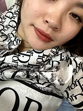 Snapshot of helo-kitty chatting on November 12, 1:22 pm helo-kitty online show from November 12, 1:22 pm