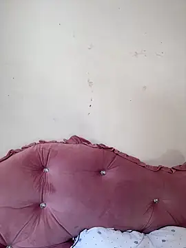 Snapshot of helo-kitty chatting on November 28, 7:55 am helo-kitty online show from November 28, 7:55 am