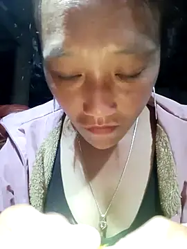 Snapshot of Phantamay chatting on October 23, 1:21 pm Phantamay online show from October 23, 1:21 pm