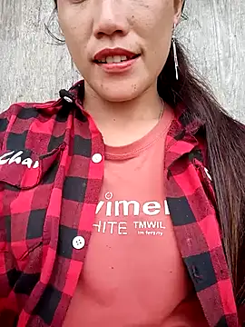 Snapshot of Phantamay chatting on November 10, 6:12 am Phantamay online show from November 10, 6:12 am