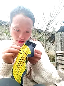 Snapshot of Phantamay chatting on December 16, 1:21 am Phantamay online show from December 16, 1:21 am