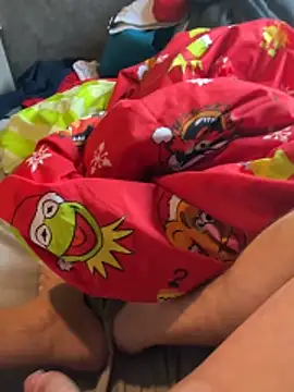 fortheloveofheels74 online show from November 5, 1:33 pm