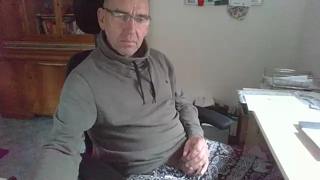 Lutzi1970 online show from November 21, 10:58 am