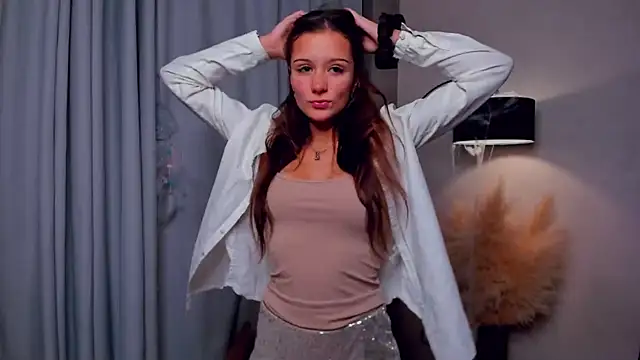 KeshaRachi online show from November 11, 1:05 am