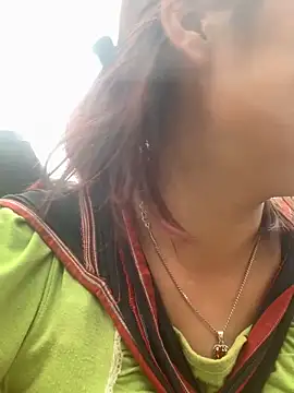 Snapshot of Lara-11 chatting on November 6, 3:29 am Lara-11 online show from November 6, 3:29 am