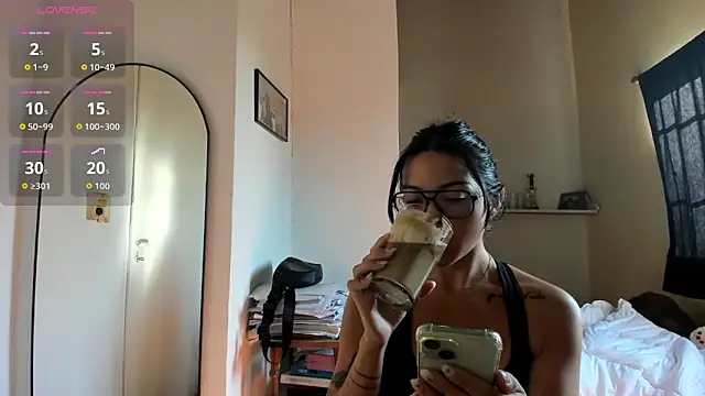 lucialuna online show from January 14, 12:22 pm