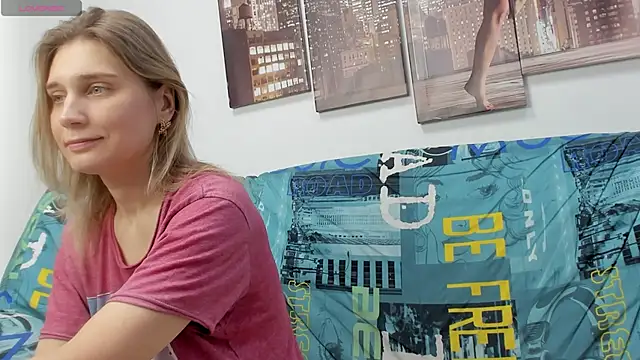 Tenderly Sophie online show from January 14, 1:22 am