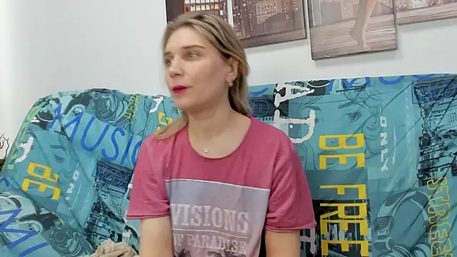 Tenderly Sophie online show from February 19, 1:23 am